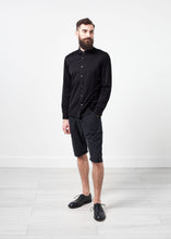 Load image into Gallery viewer, Scotland Button-Up in Black